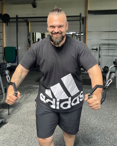 Kunde Sebastian Wamser am Gerät